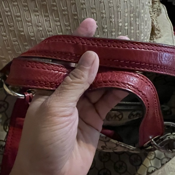 Michael Kors Ludlow Satchel - Picture 6 of 17